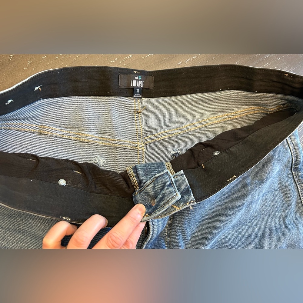 Gorgeous pair of size 34 LuLaRoe kick flare jeans. - Picture 4 of 9